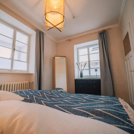 Gut Foersterlay - Exklusive Boutique Apartments Im Historischen Winzerhaus Direkt An Der Mosel Lösnich Zimmer foto