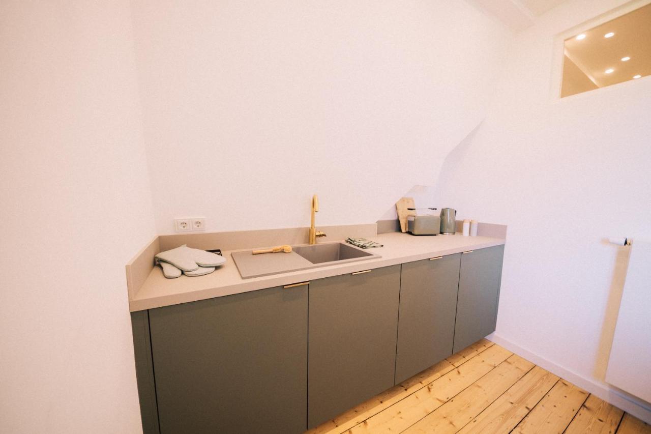 Gut Foersterlay - Exklusive Boutique Im Historischen Winzerhaus Direkt An Der Mosel Apartment