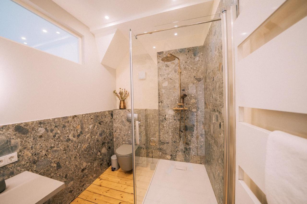 Gut Foersterlay - Exklusive Boutique Im Historischen Winzerhaus Direkt An Der Mosel Apartment
