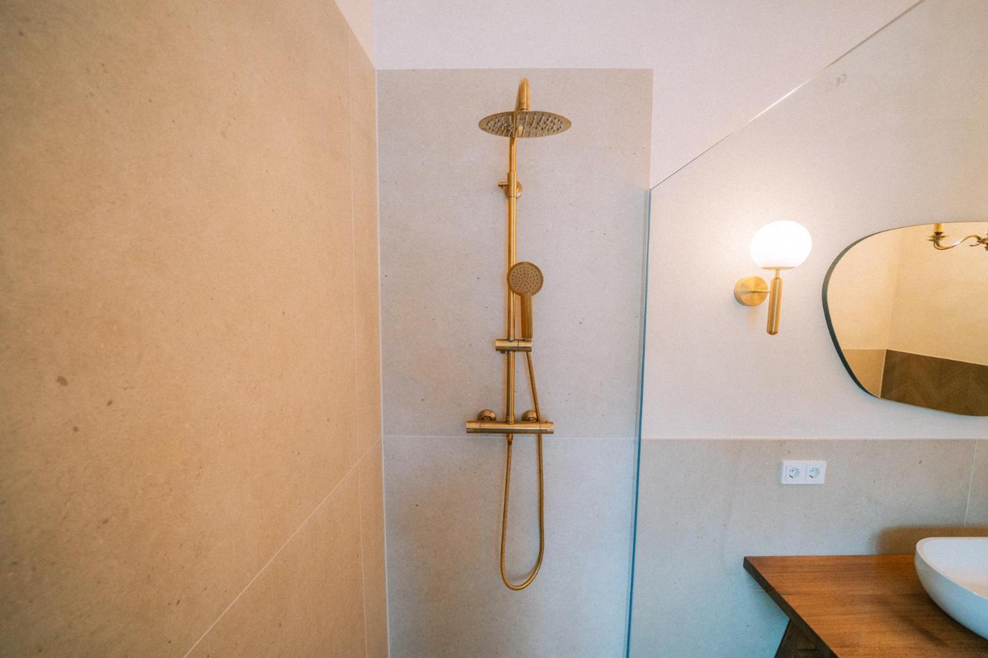 Gut Foersterlay - Exklusive Boutique Im Historischen Winzerhaus Direkt An Der Mosel Apartment *